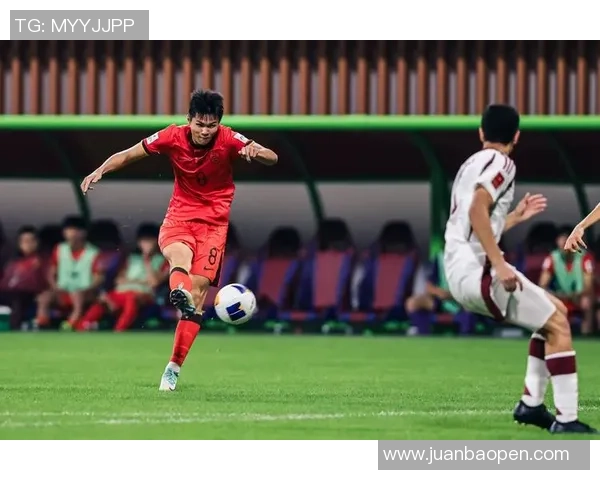 足球首帅的崛起与挑战探讨中国足球未来发展之路